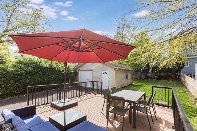 81 Boyden Ave, Maplewood Twp., NJ 07040
