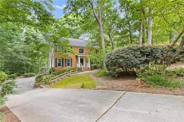 1307 Rivermist Drive, Lilburn, GA 30047