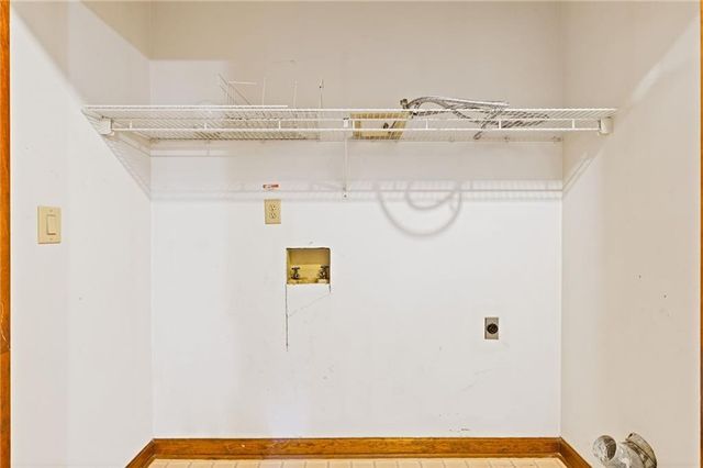 1307 Rivermist Drive, Lilburn, GA 30047