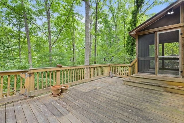 1307 Rivermist Drive, Lilburn, GA 30047
