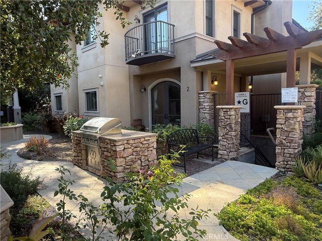 158 S Sierra Madre, Pasadena, CA 91107