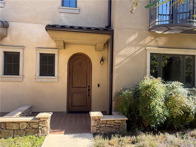 158 S Sierra Madre, Pasadena, CA 91107