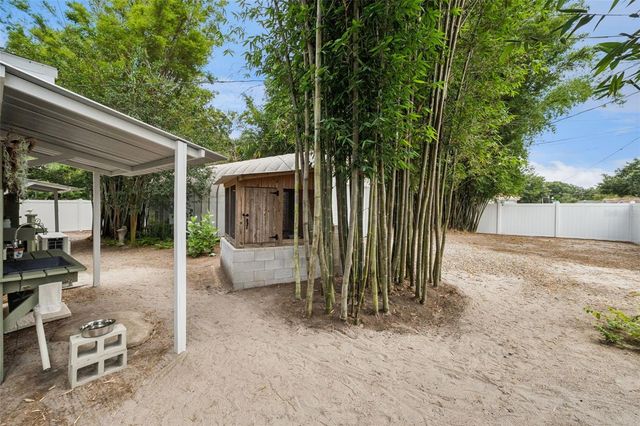 2796 NORTHLAND ROAD, Mount Dora, FL 32757
