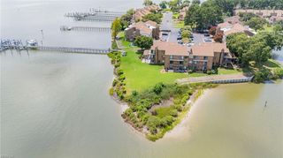 4239 Hatton Point LN # 35, Portsmouth, VA 23703