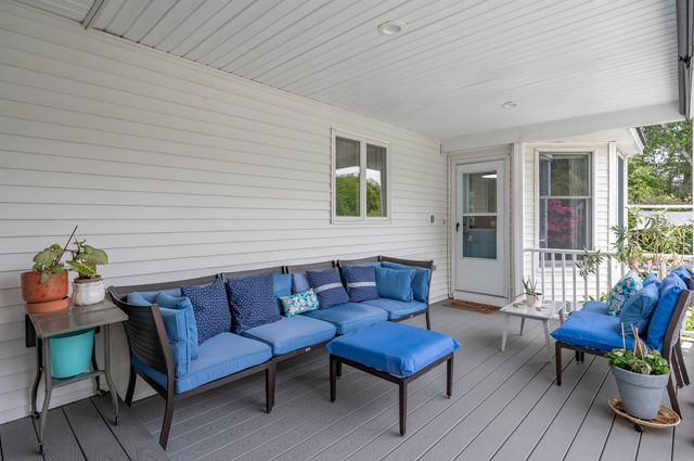 7 Longview Circle, Pelham, NH 03076