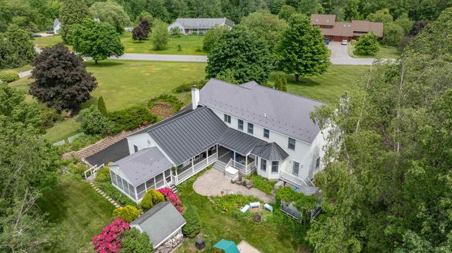 7 Longview Circle, Pelham, NH 03076