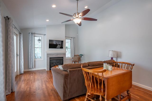 7 Longview Circle, Pelham, NH 03076