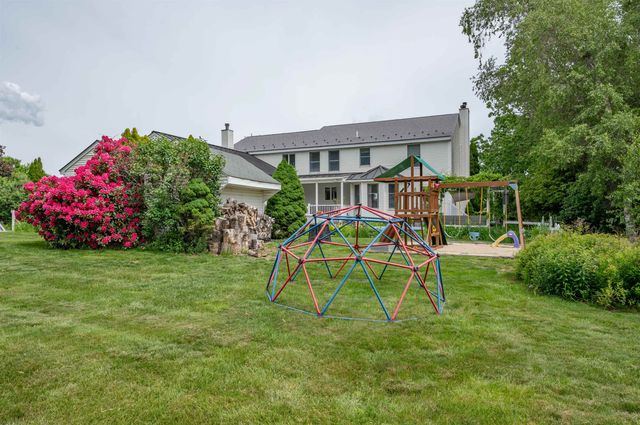 7 Longview Circle, Pelham, NH 03076