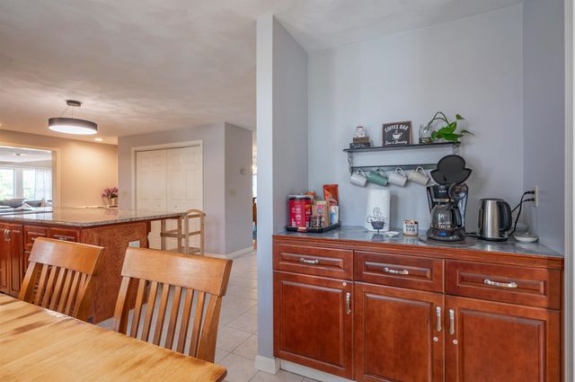 7 Longview Circle, Pelham, NH 03076