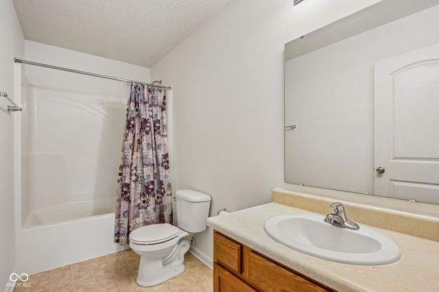 627 Appleseed Drive, Indianapolis, IN 46217