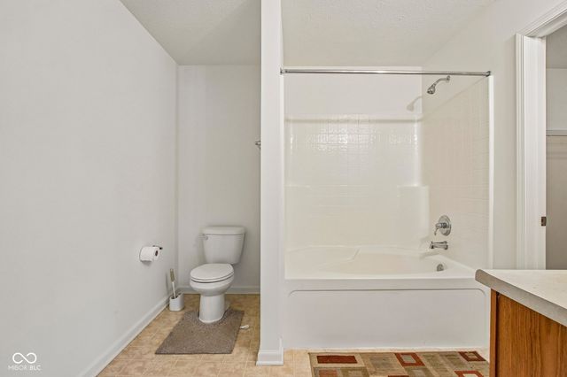 627 Appleseed Drive, Indianapolis, IN 46217