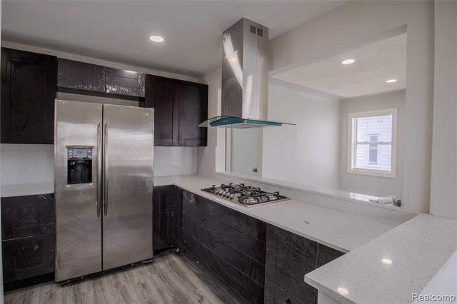 91 Martin Luther King Jr Boulevard, Pontiac, MI 48342