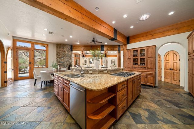 1420 W Stony Run Place, Oro Valley, AZ 85755