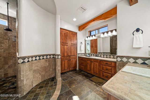 1420 W Stony Run Place, Oro Valley, AZ 85755