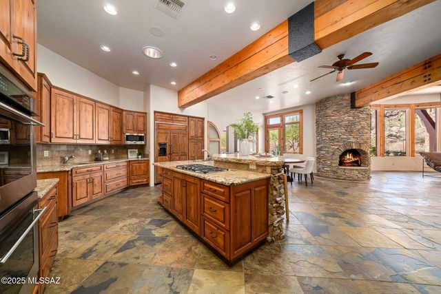 1420 W Stony Run Place, Oro Valley, AZ 85755