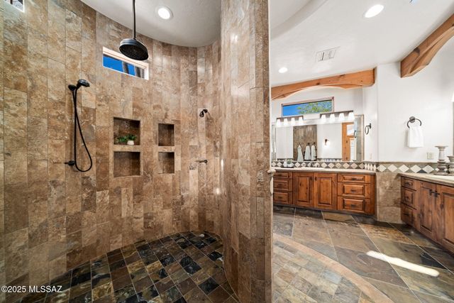 1420 W Stony Run Place, Oro Valley, AZ 85755