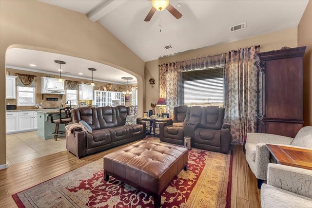 20260 Morgan Hill Court, Anderson, CA 96007