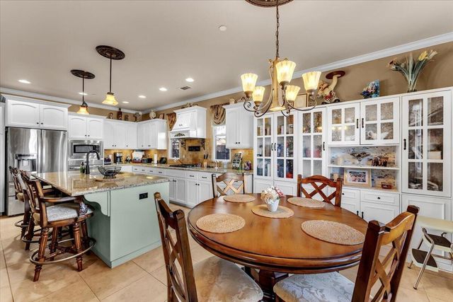 20260 Morgan Hill Court, Anderson, CA 96007