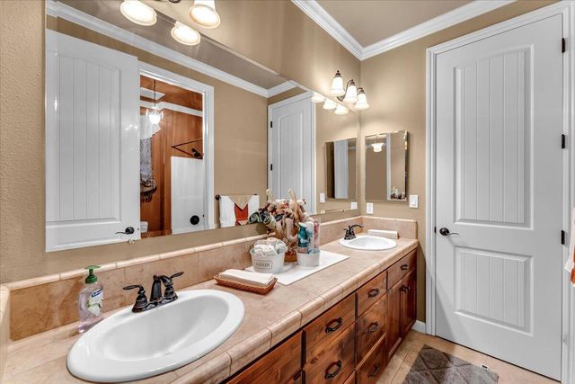 20260 Morgan Hill Court, Anderson, CA 96007