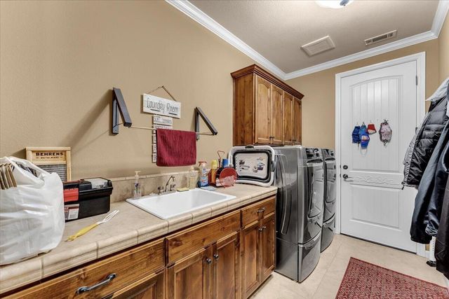 20260 Morgan Hill Court, Anderson, CA 96007