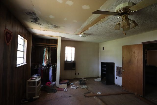 110 E 2nd Street, Breckenridge, TX 76424