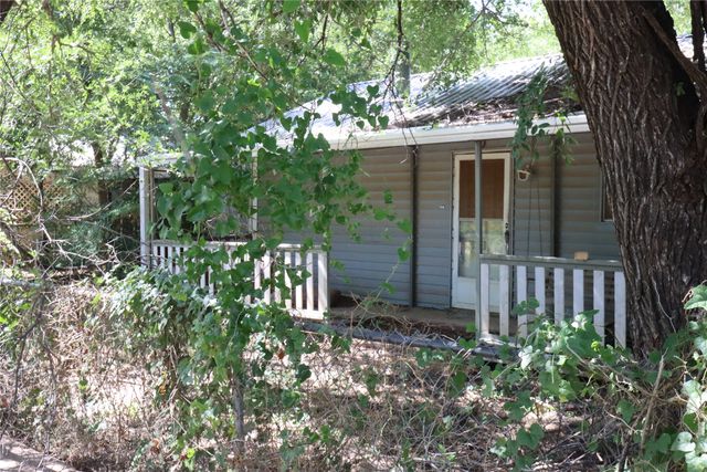 110 E 2nd Street, Breckenridge, TX 76424