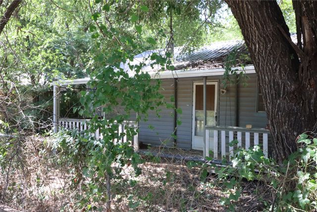 110 E 2nd Street, Breckenridge, TX 76424