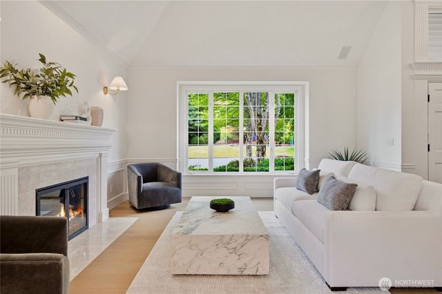 6130 Bayview Drive, Mukilteo, WA 98275