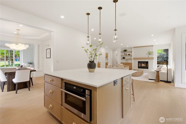 6130 Bayview Drive, Mukilteo, WA 98275