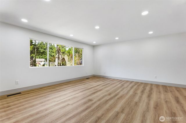 2775 SE Converse Circle, Port Orchard, WA 98366