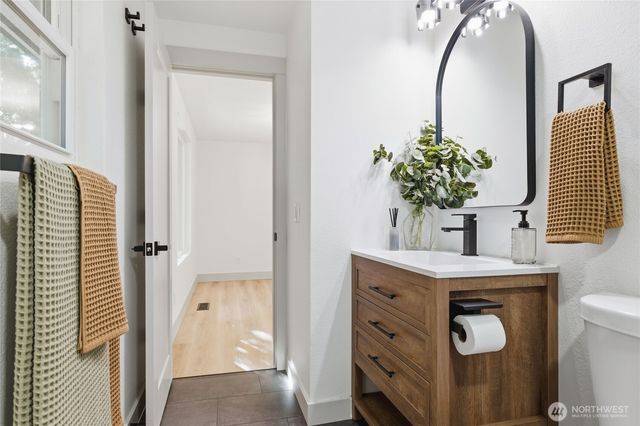 2775 SE Converse Circle, Port Orchard, WA 98366