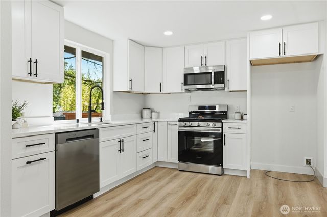 2775 SE Converse Circle, Port Orchard, WA 98366