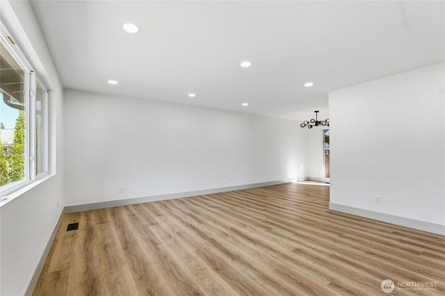 2775 SE Converse Circle, Port Orchard, WA 98366