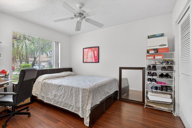 1960 NW 34th Avenue, Coconut Creek, FL 33066