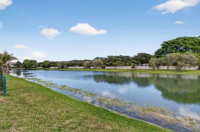 1960 NW 34th Avenue, Coconut Creek, FL 33066