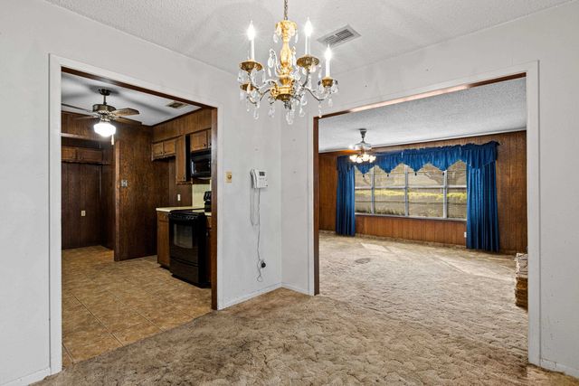 2600 Redbud Street, Kilgore, TX 75662