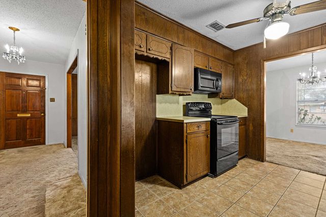 2600 Redbud Street, Kilgore, TX 75662