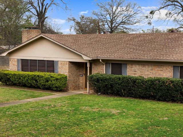 2600 Redbud Street, Kilgore, TX 75662