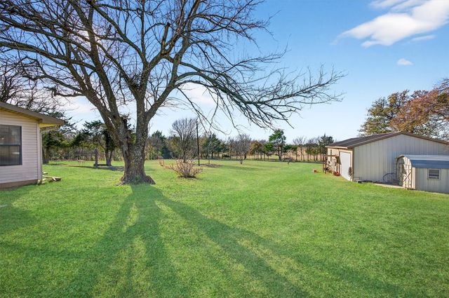 1839 County Road 121, Gainesville, TX 76240