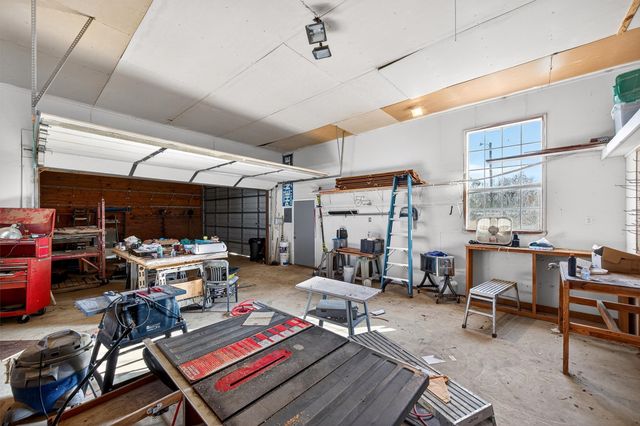 1839 County Road 121, Gainesville, TX 76240