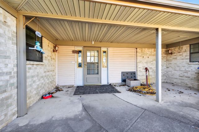 1839 County Road 121, Gainesville, TX 76240