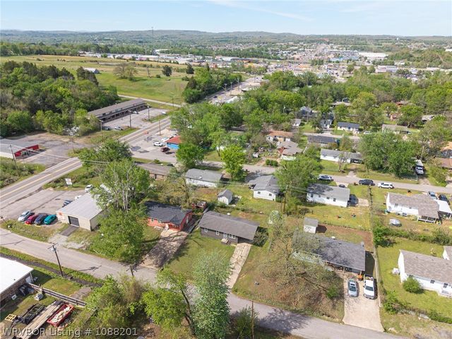 407 Spruce Street, Van Buren, AR 72956