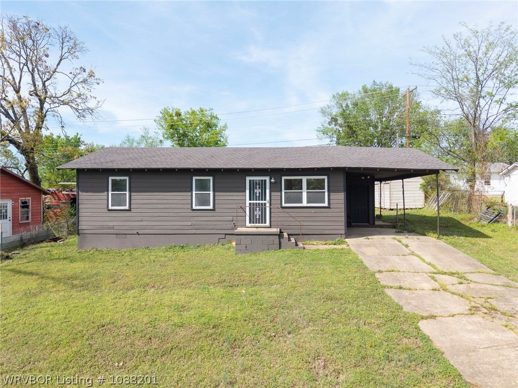407 Spruce Street, Van Buren, AR 72956
