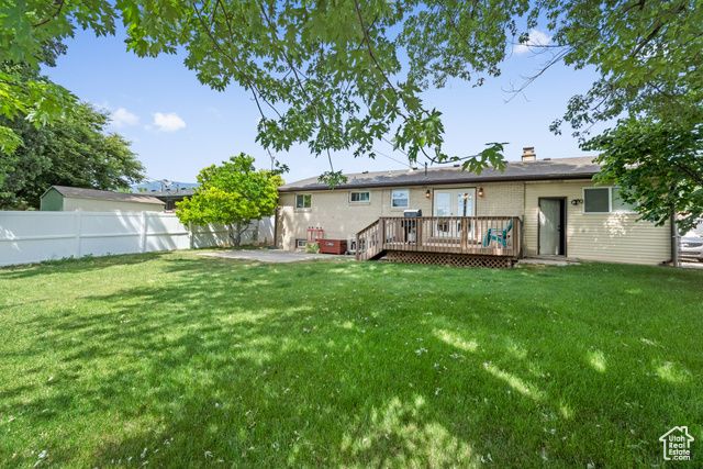 1602 S 550 W, Woods Cross, UT 84087