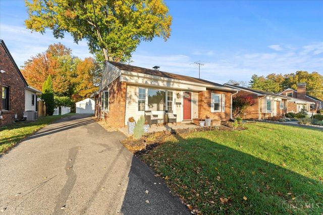 8363 Wexford Avenue, Sycamore Twp, OH 45236