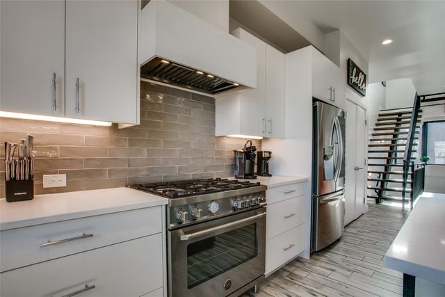 410 Melba Street 4, Dallas, TX 75208