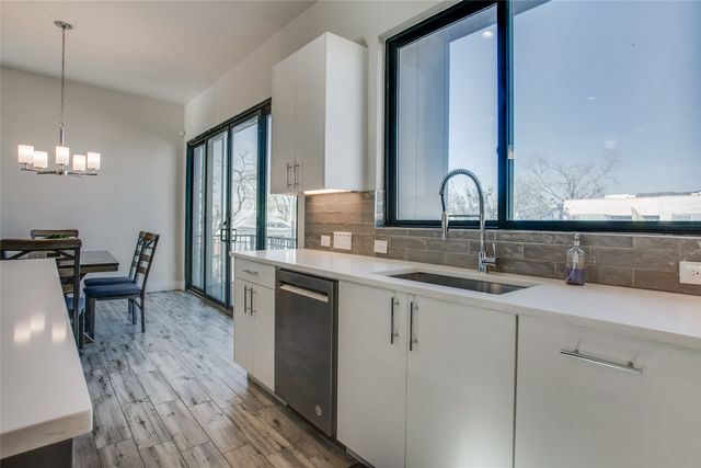 410 Melba Street 4, Dallas, TX 75208