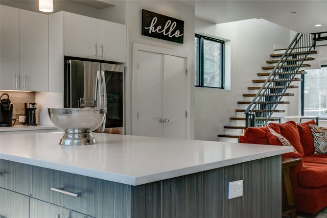 410 Melba Street 4, Dallas, TX 75208