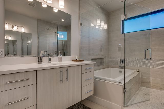 410 Melba Street 4, Dallas, TX 75208