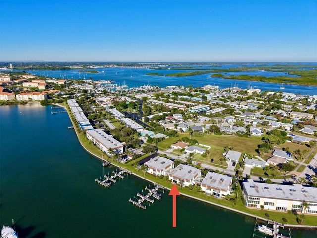 1315 Bayshore Drive 102, Fort Pierce, FL 34949